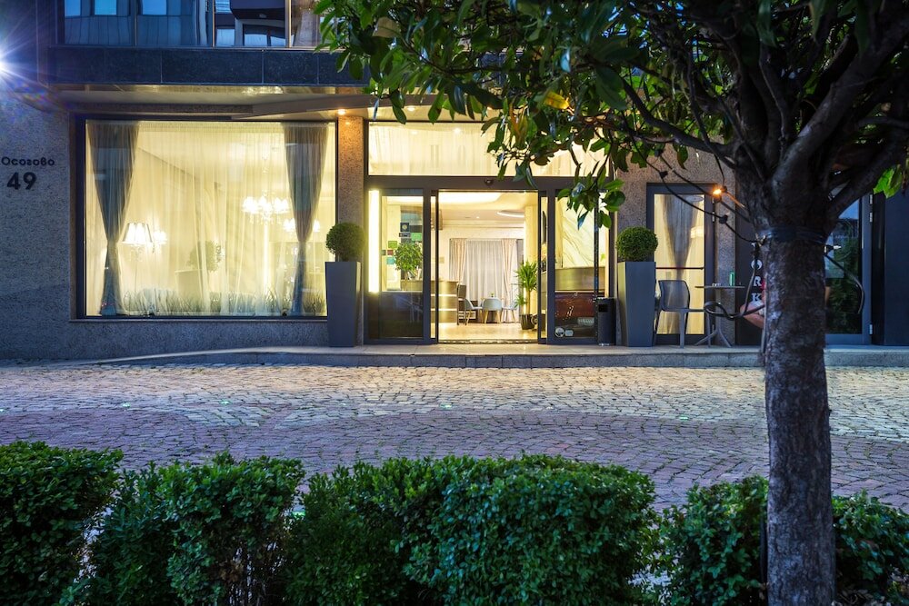 Фото отеля 2