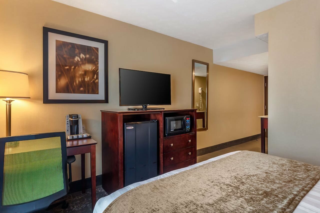 Фото Best Western Braintree Inn