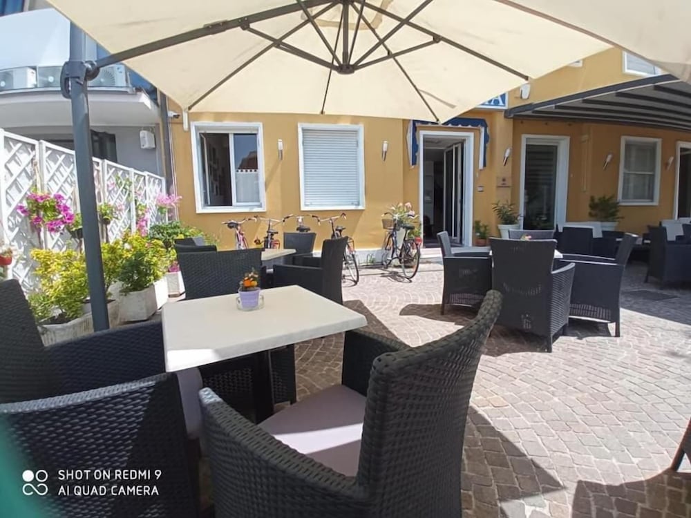 Фото Hotel Amelia