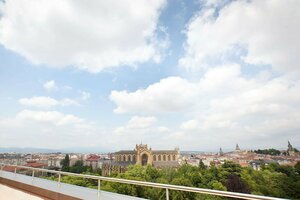 Гостиница Nh Canciller Ayala Vitoria