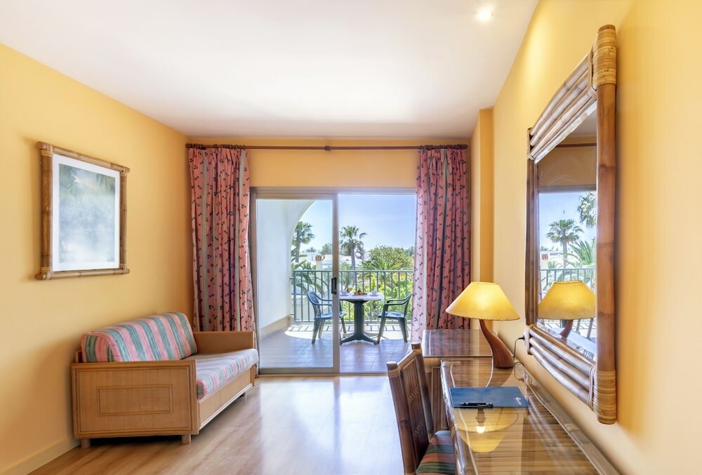 Фото Отель Moon Dreams Roquetas