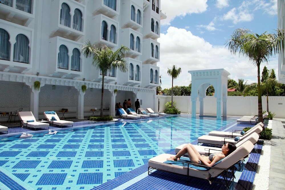 Фото отеля 2