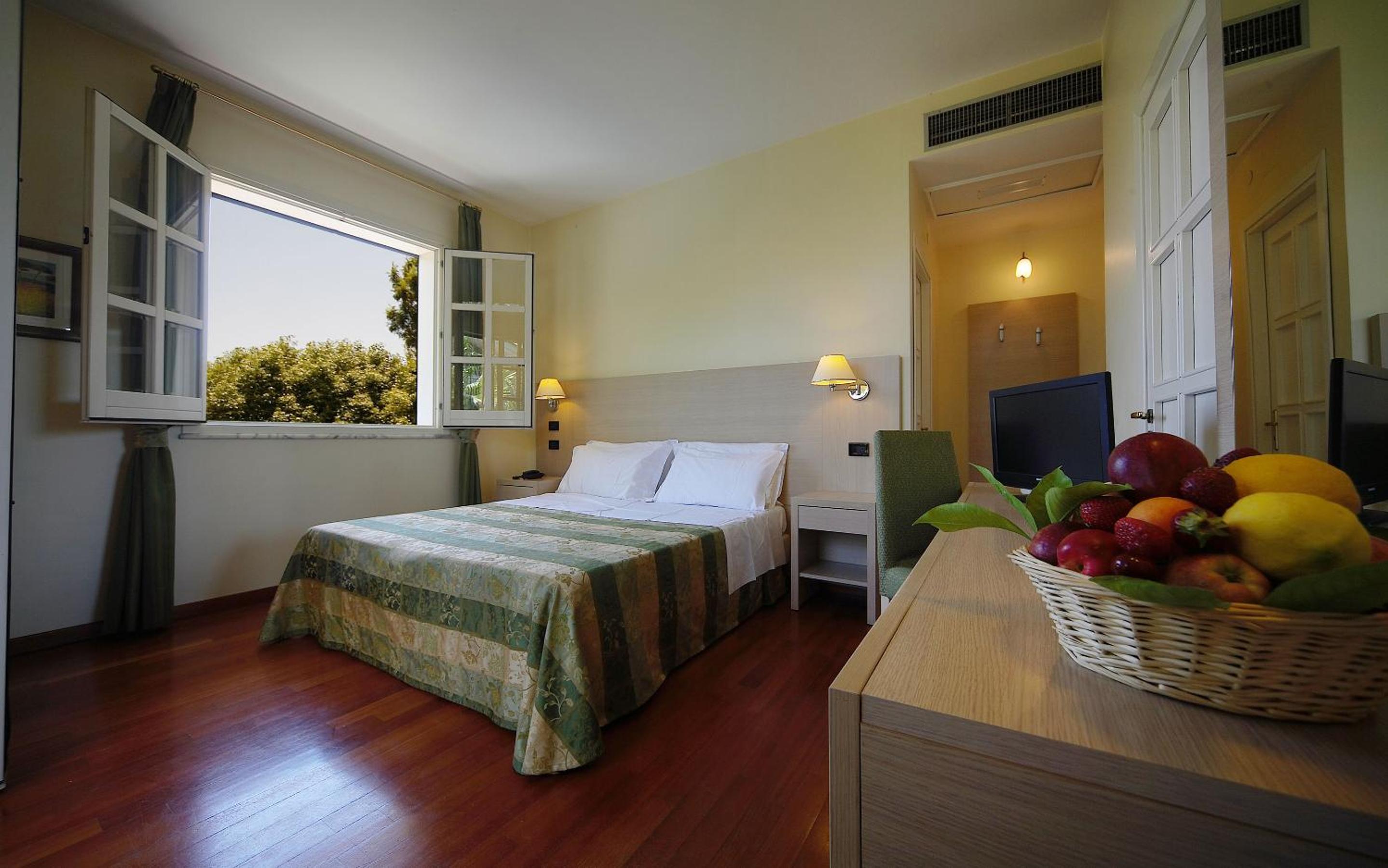Фото Hotel Borgo Verde