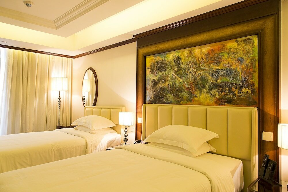 Фото Отель Six Seasons