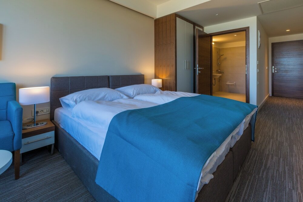 Фото Hotel Katarina