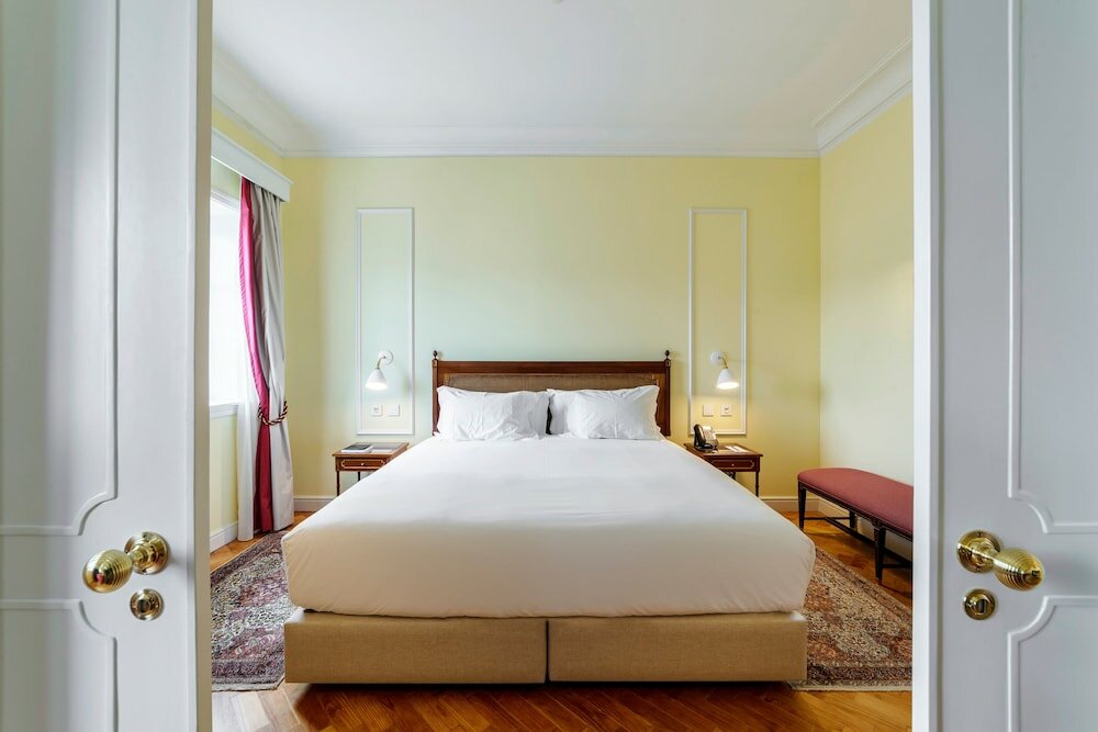 Фото Small Luxury Hotels of the World - Hospes Infante Sagres Porto