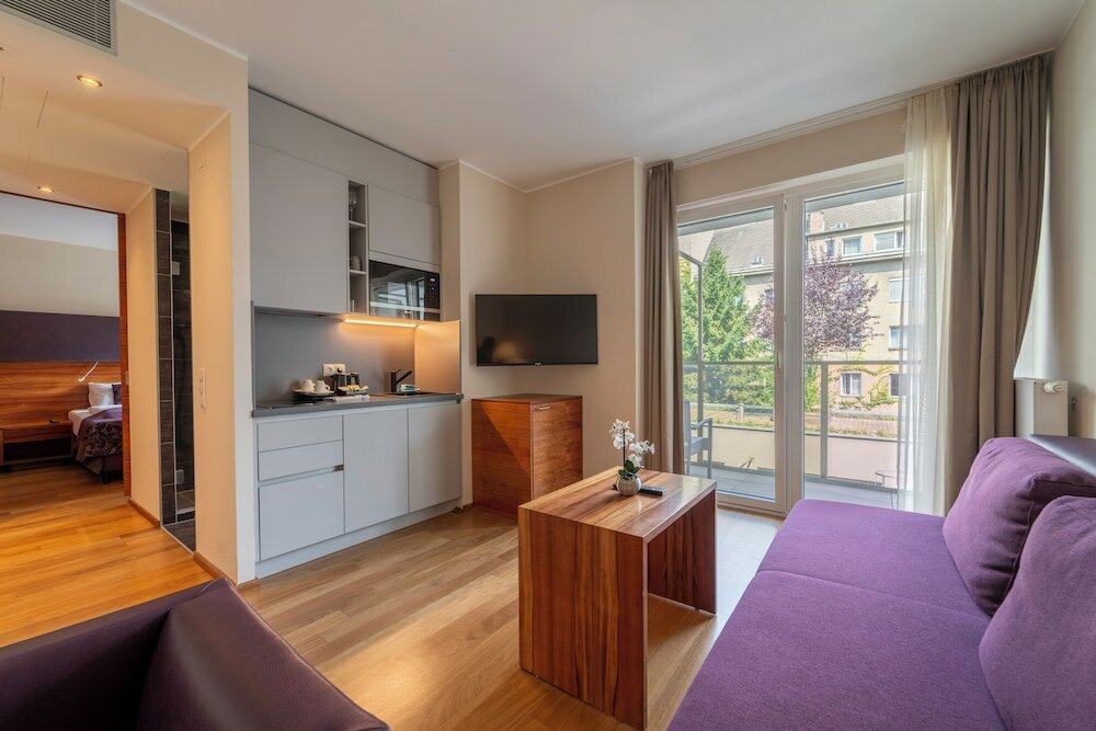 Фото Pakat Suites Hotel