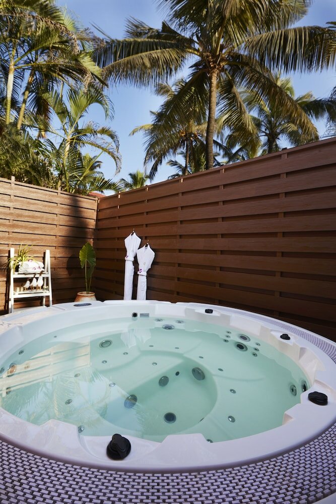 Фото Taj Holiday Village Resort & SPA