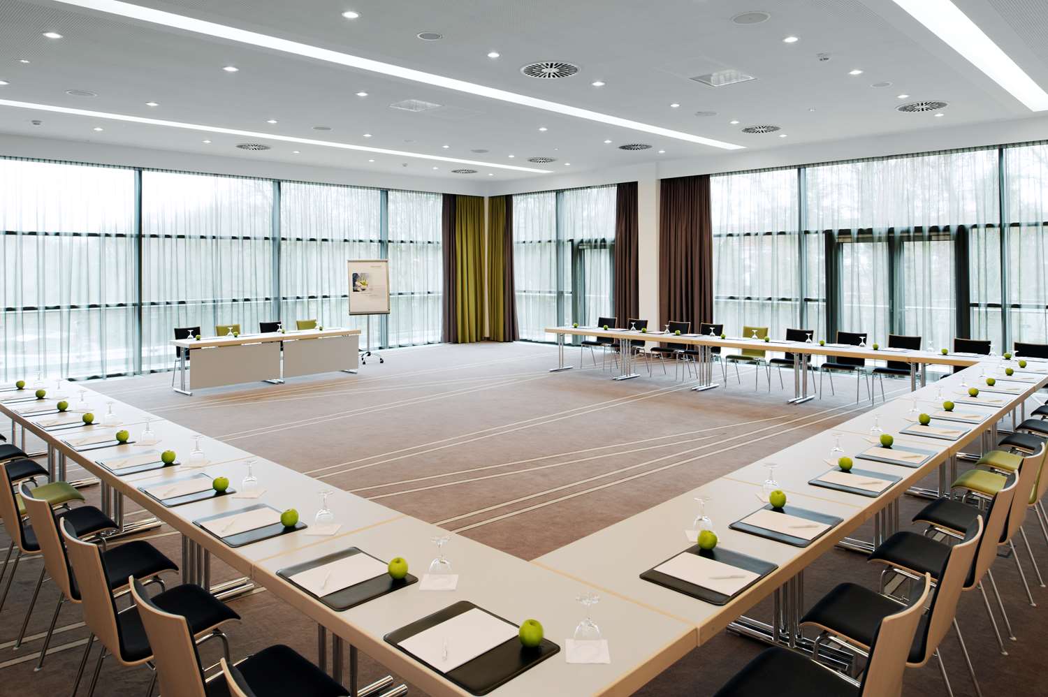Фото Atlantic Congress Hotel Essen
