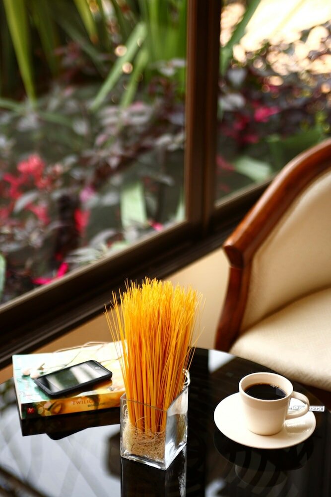 Фото The Palm Garden Hotel