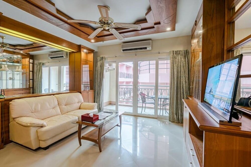 Фото The Whitehouse Condotel