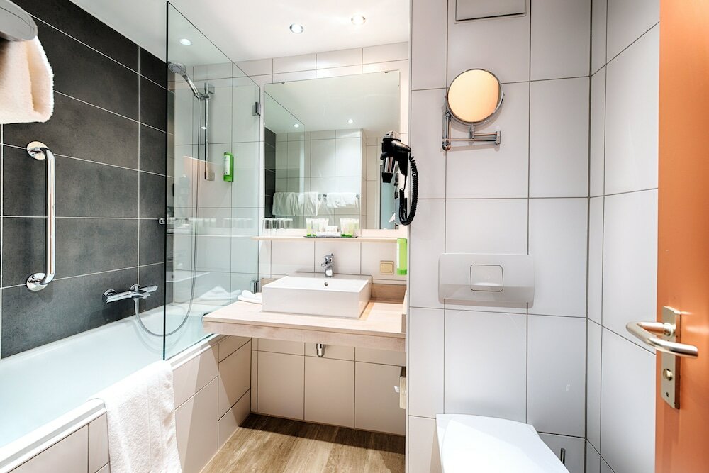 Фото Holiday Inn Munich - South