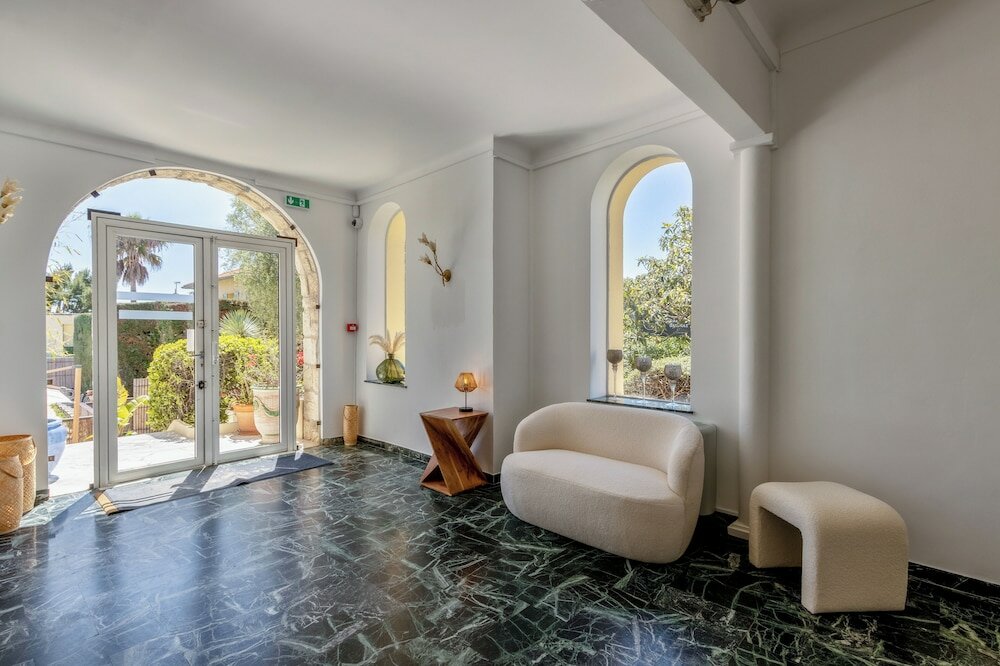 Фото La Garoupe Gardiole