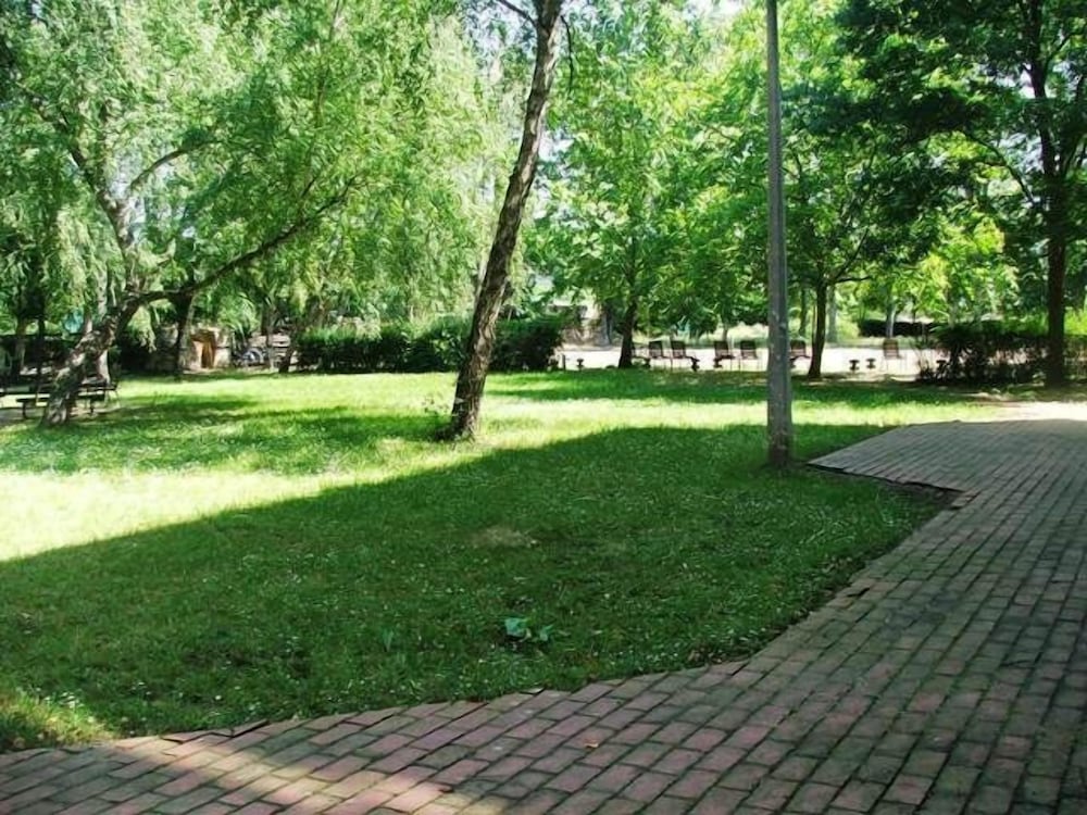 Фото Tisza Sport Hotel