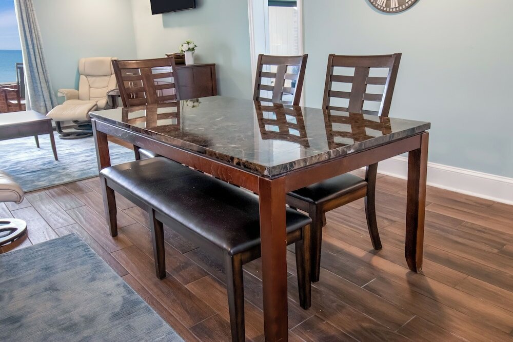 Фото The Oceanfront Litchfield Inn