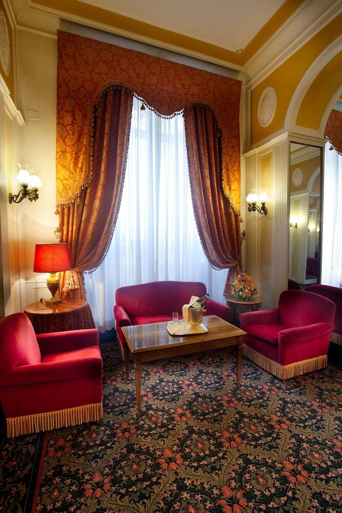 Фото Bettoja Hotel Massimo D'Azeglio