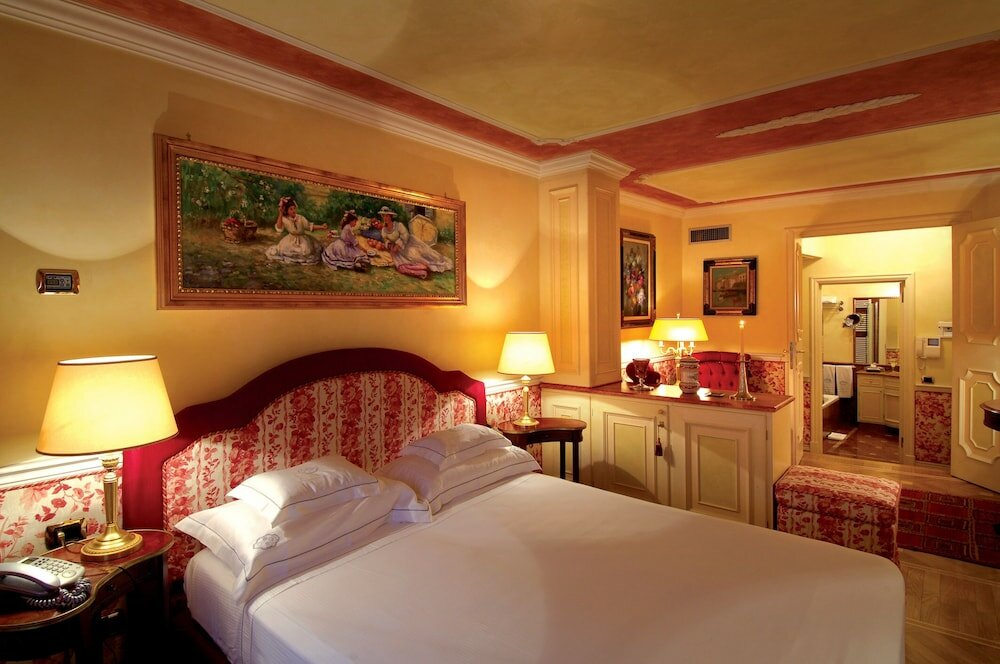 Фото Petit Palais Hotel De Charme