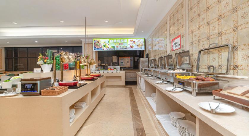 Фото Vienna Hotel Shenzhen - FuYong Metro Station Branch