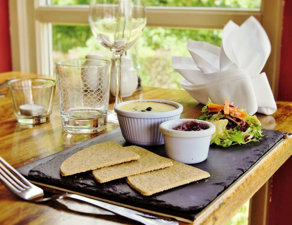 Фото The Bridge of Cally Hotel