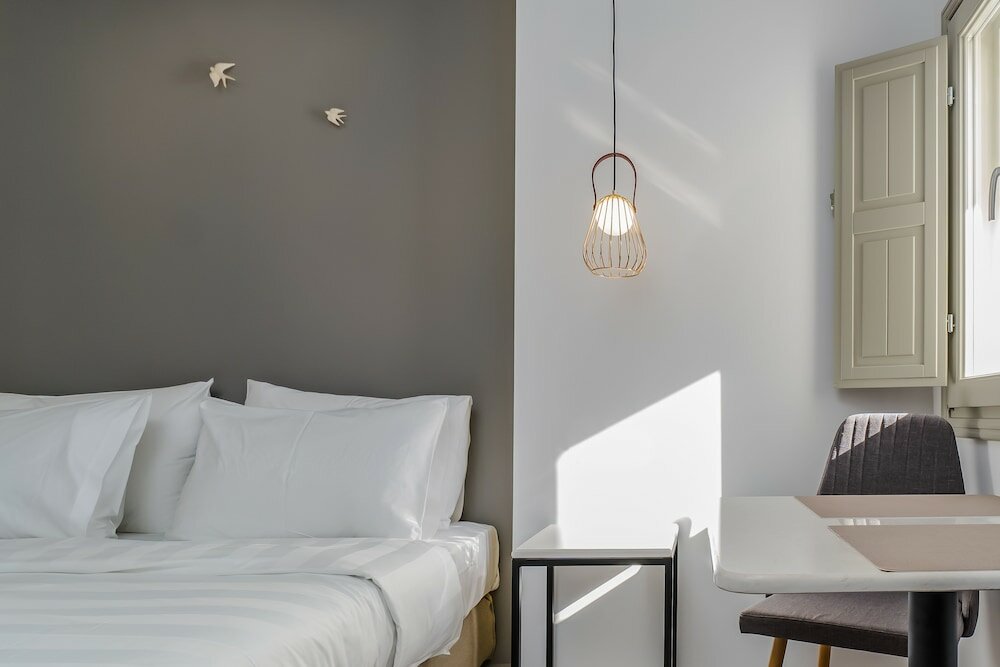 Фото Symphony Suites