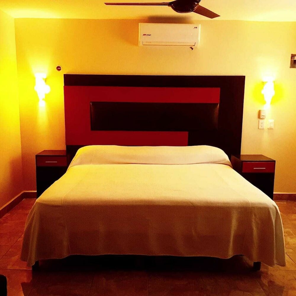 Фото Hotel Jardin Cancun