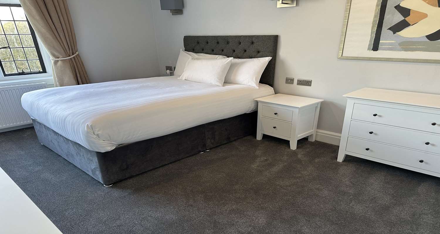 Фото Southcrest Manor Hotel, Bw Signature Collection