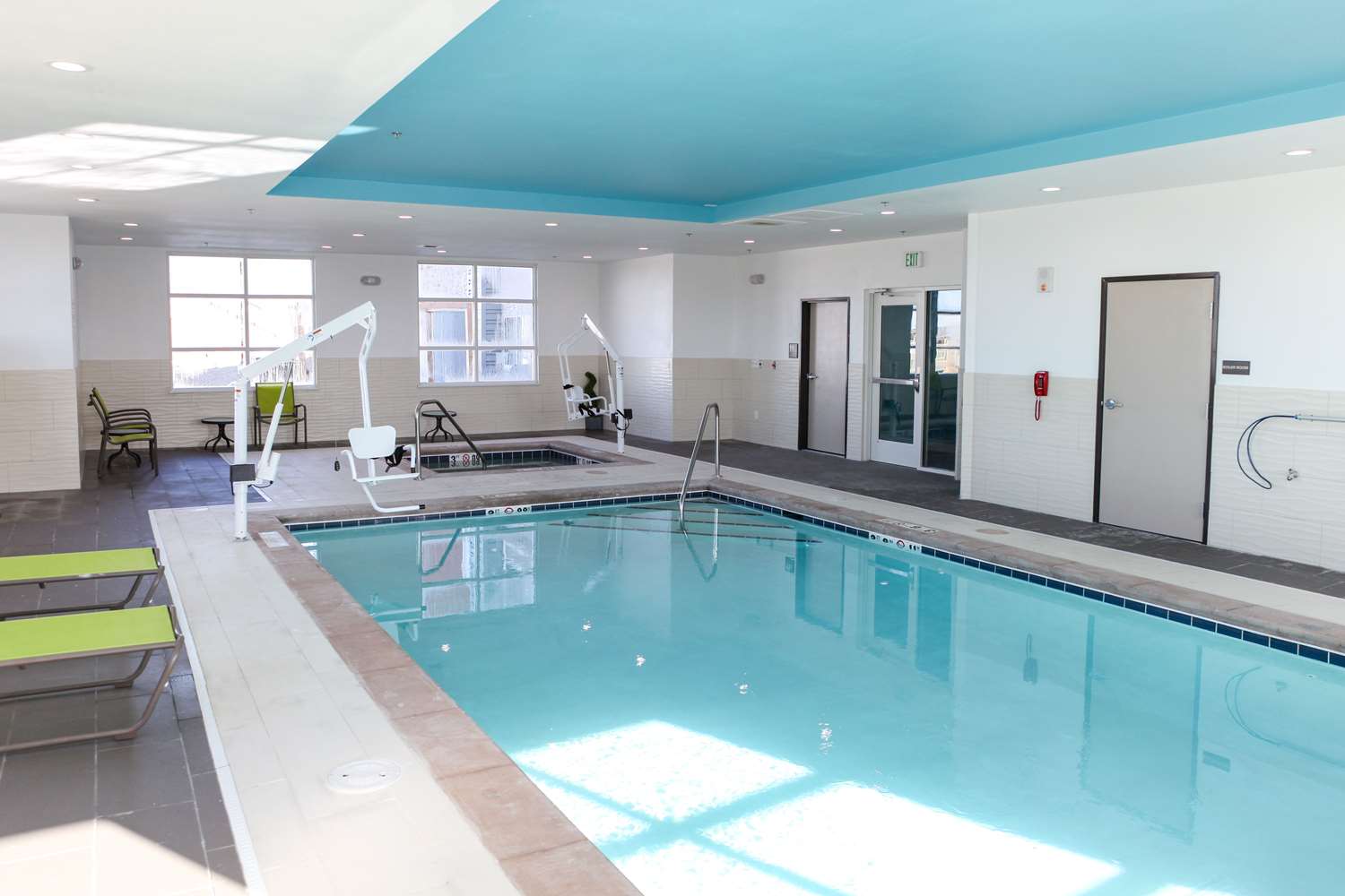 Фото Hampton Inn & Suites Lafayette Medical Center, Co