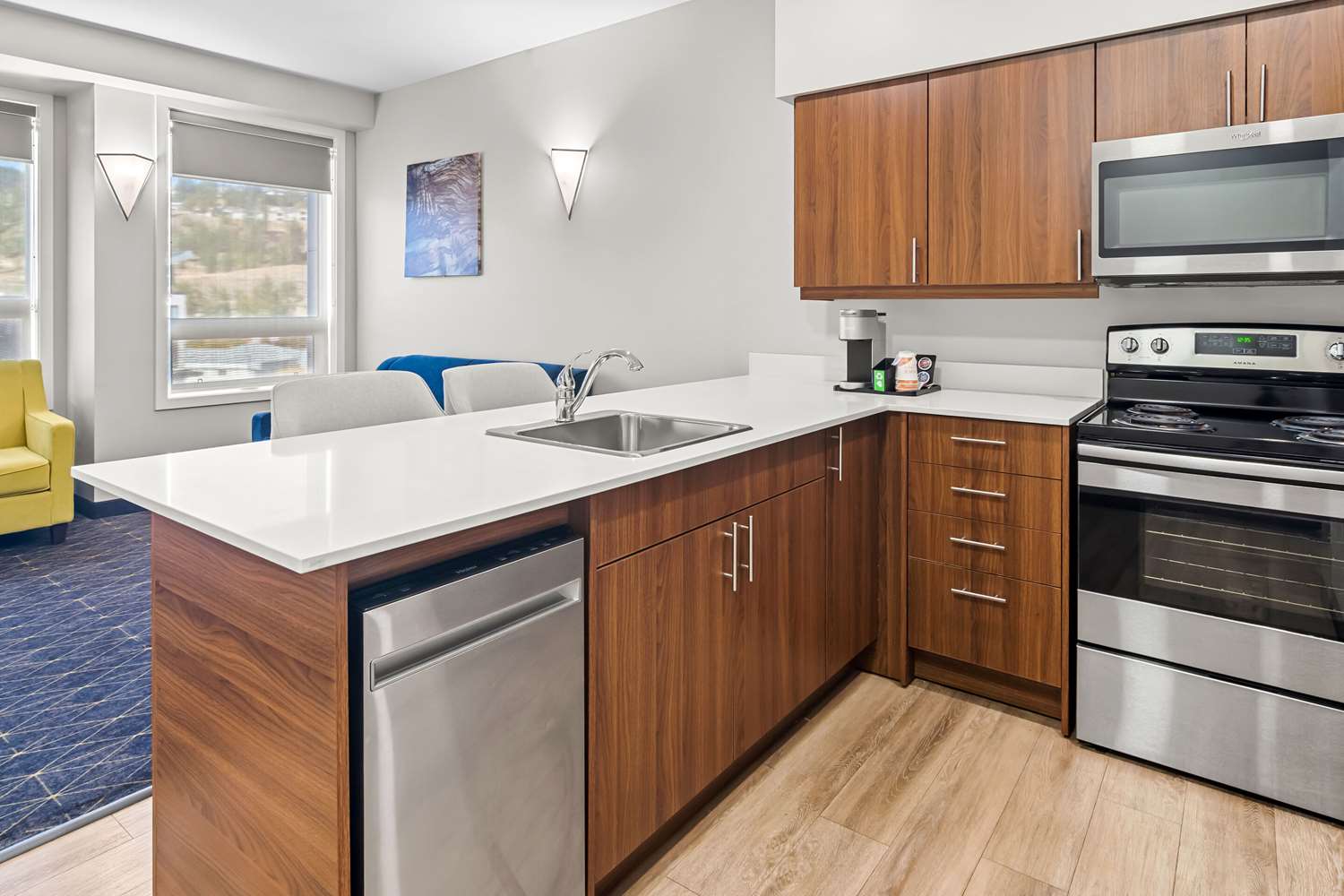 Фото Park Inn by Radisson, Kelowna