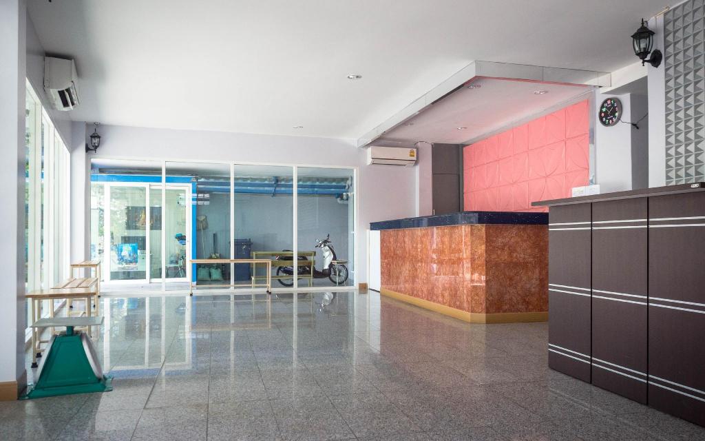 Фото Bird Room Hotel - Pratunam