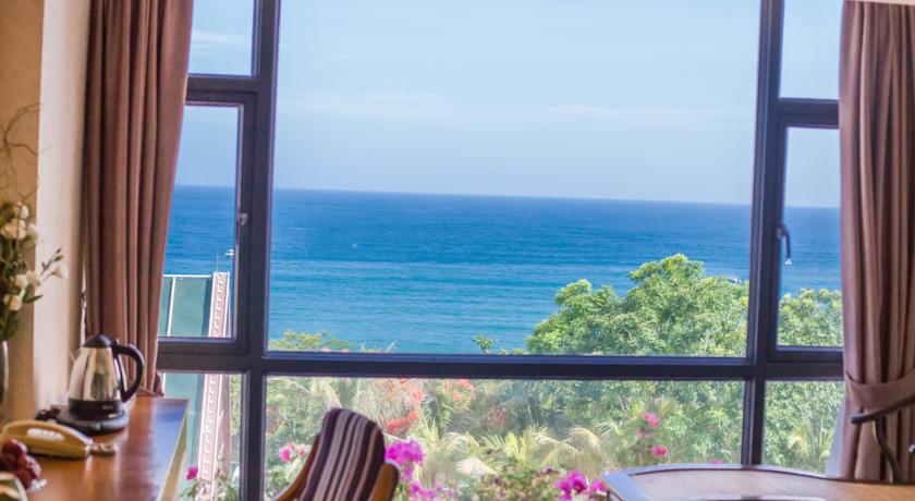 Фото Sanya Luyi Sea View Hotel