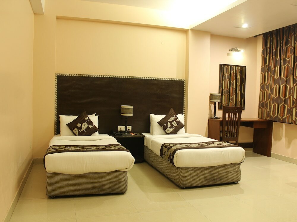 Фото отеля 2