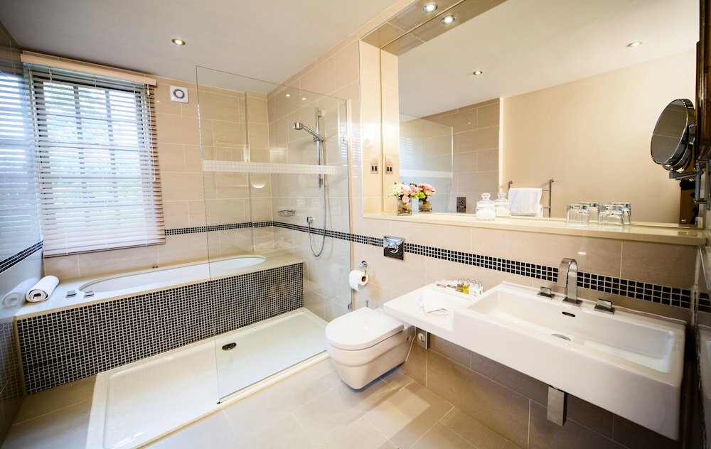 Фото Brockencote Hall Hotel