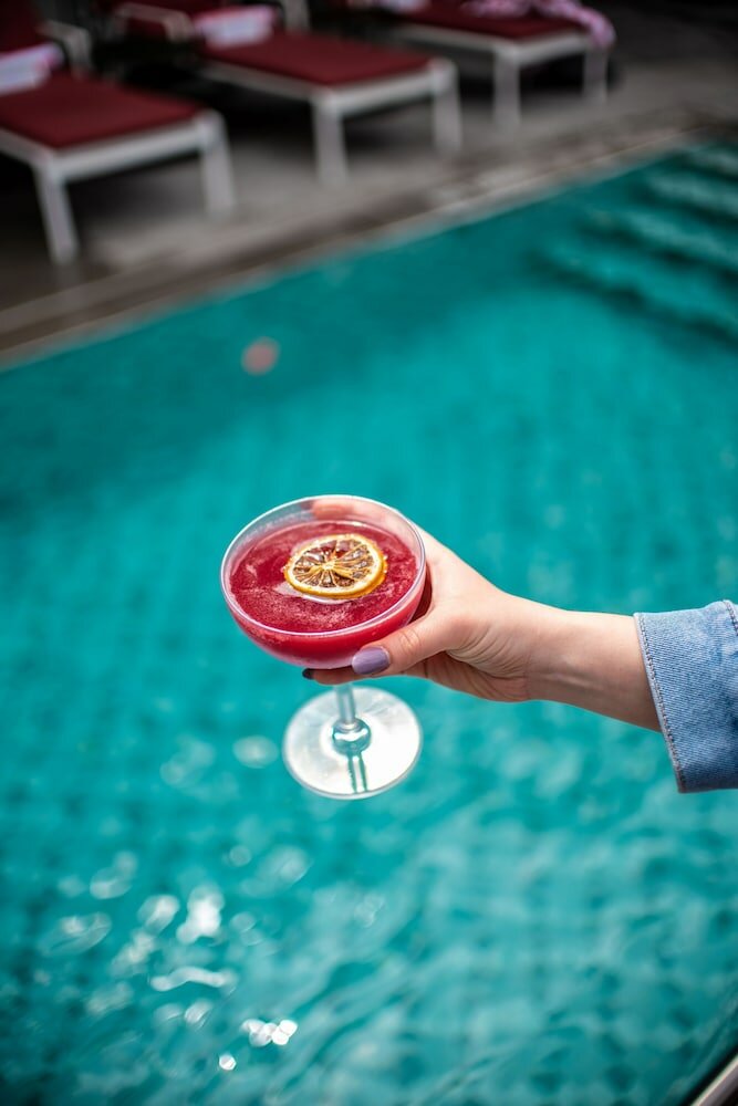 Фото Virgin Hotels New Orleans