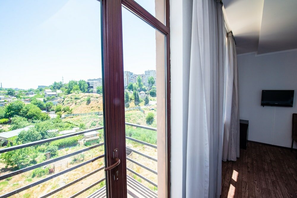 Фото Hotel Shine Palace