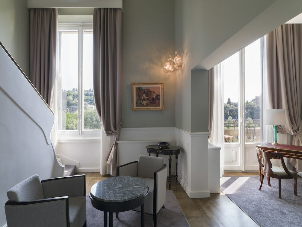 Фото Plaza Hotel Lucchesi