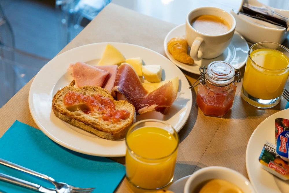 Фото Lux Santiago