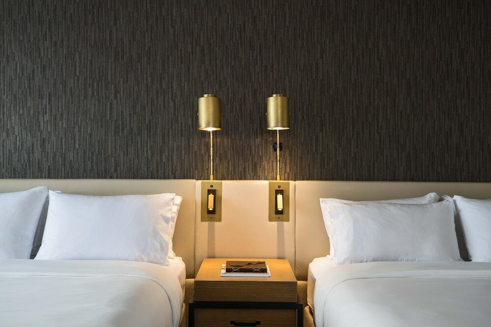 Фото Renaissance Toledo Downtown Hotel