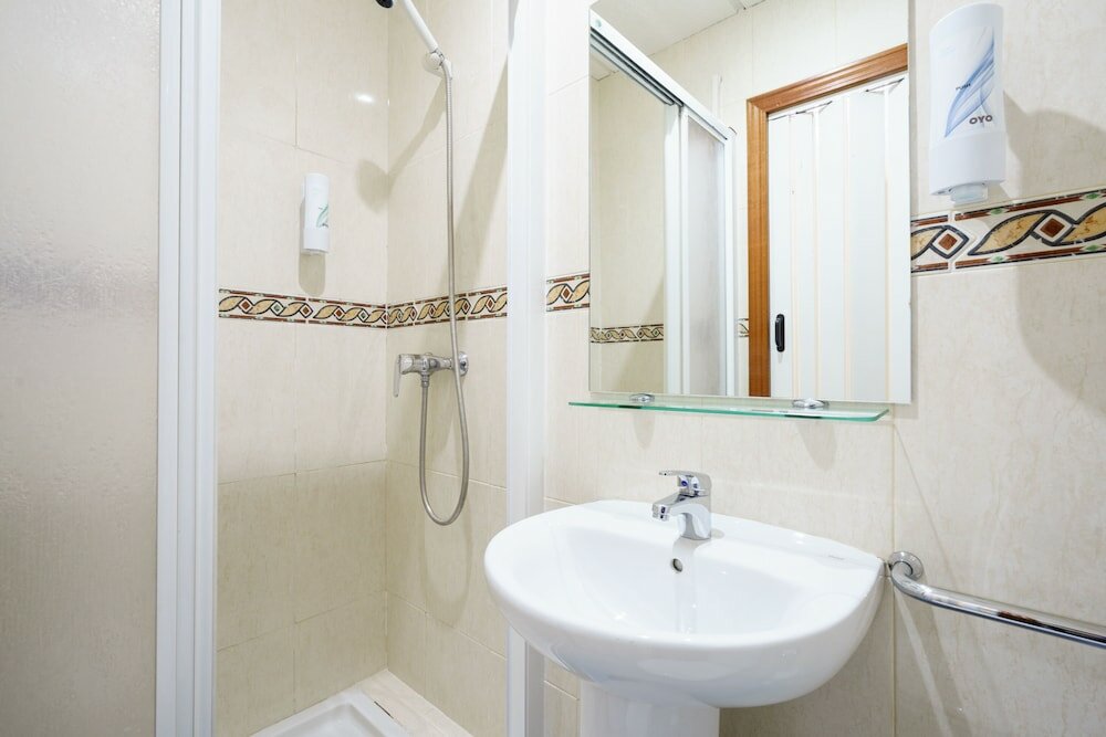 Фото La Perla Granada Suites