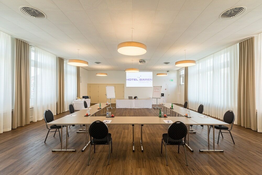 Фото Hotel Baeren Suhr