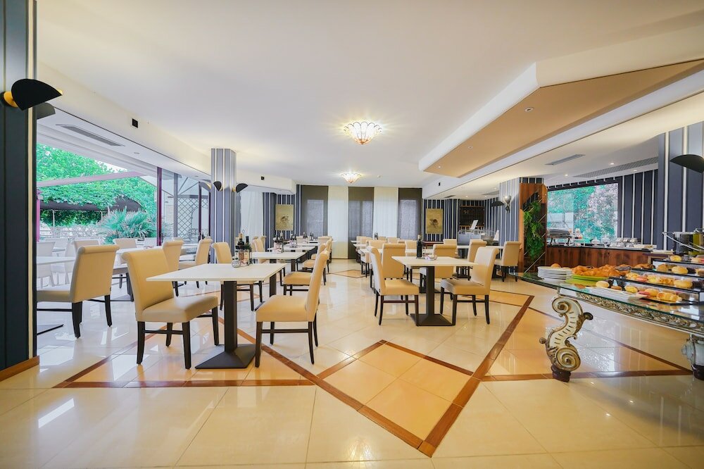 Фото Hotel Kriss Internazionale