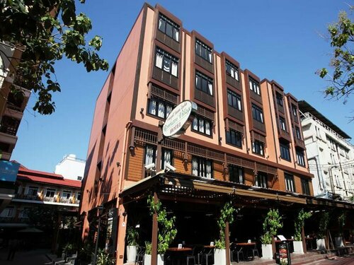 Гостиница Rambuttri Village Inn & Plaza в Бангкоке