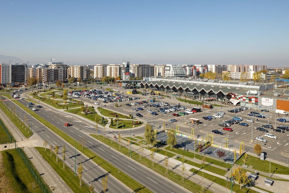 Фото Qosmo Brasov Hotel