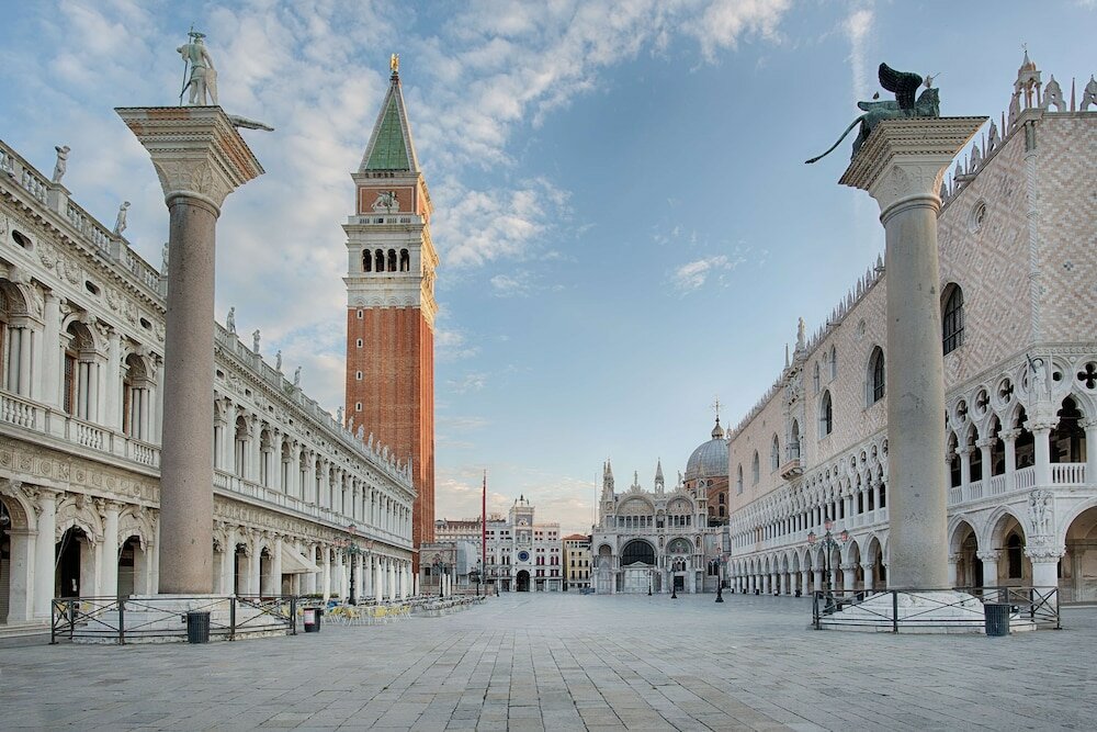 Фото Nh Venezia Santa Lucia