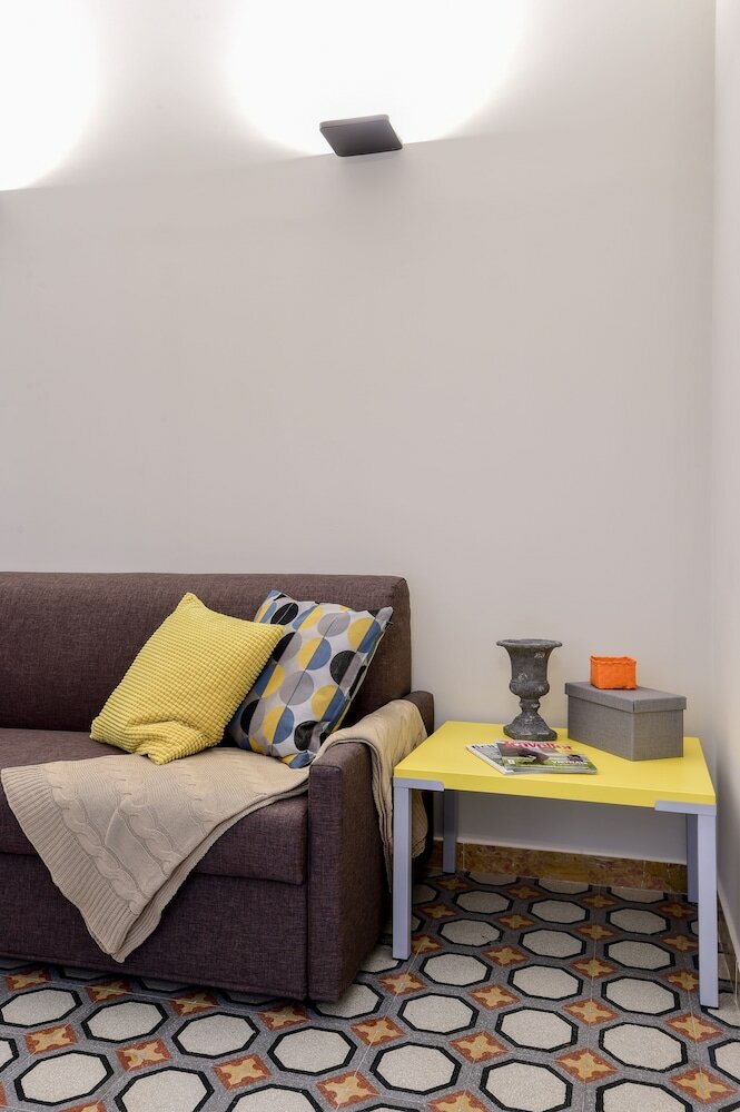 Фото The Pope's Window