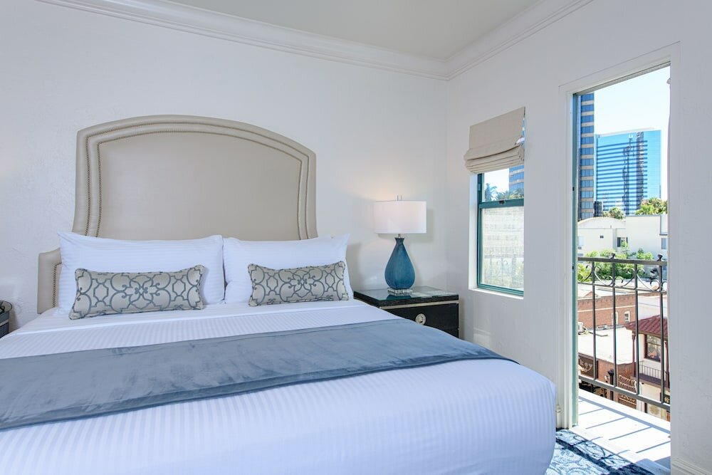 Фото The Horton Grand Hotel