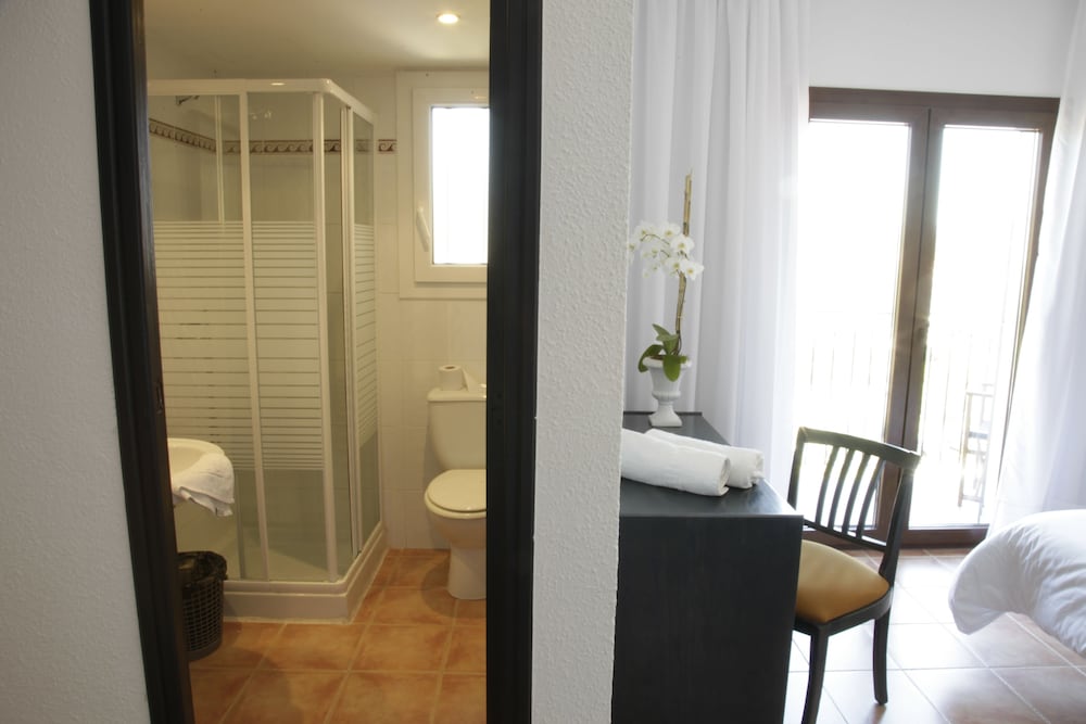 Фото Hotel Boutique Bon Repos - Adults Only