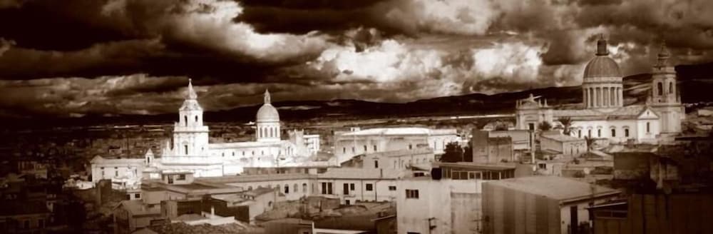 Фото Cordial Hotel