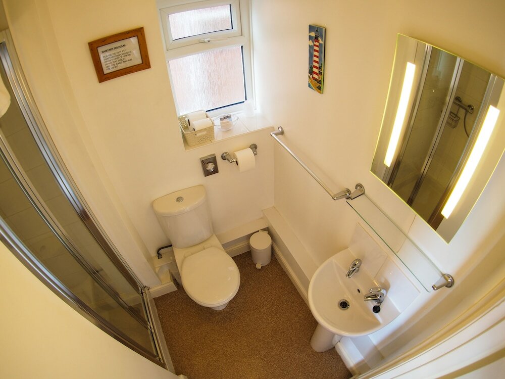 Фото By The Sea Bed and Breakfast