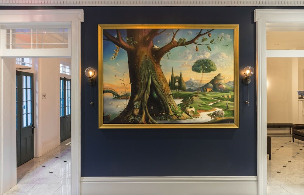 Фото Royal Frenchmen Hotel and Bar