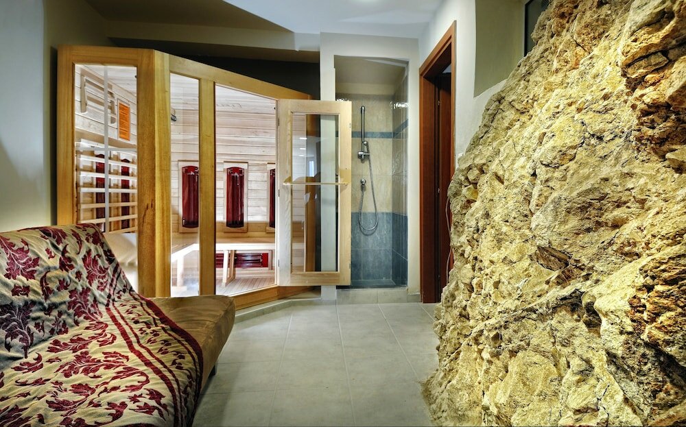 Фото Mistral Mare Hotel